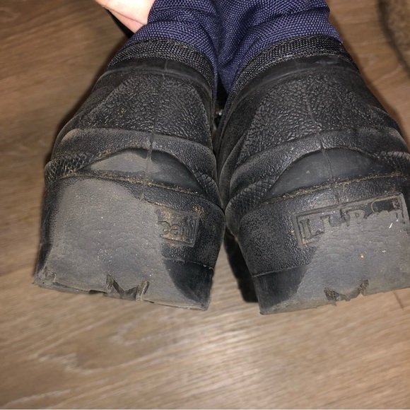 Ll bean youth winter snow boots size 4 - Picture 6 of 8